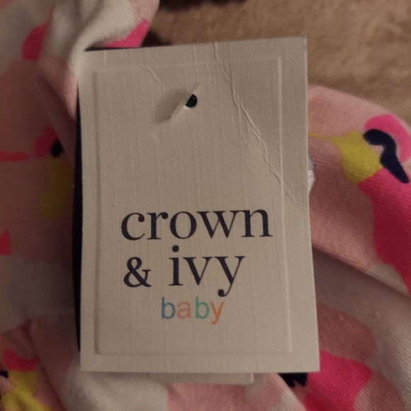 Girl's Crown and Ivy short set - Picture 5 of 8